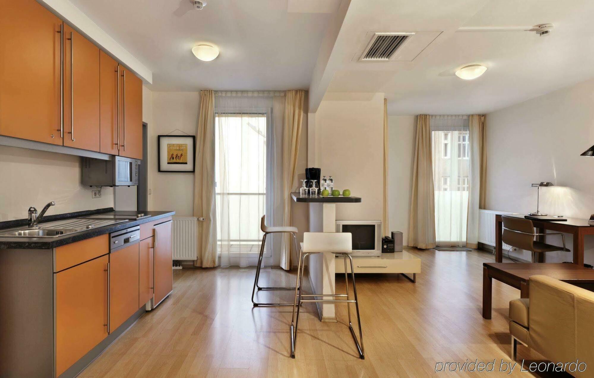Livin Residence By Flemings Wien Esterno foto